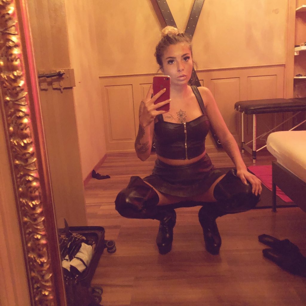 Lara in der Monaco Residenz