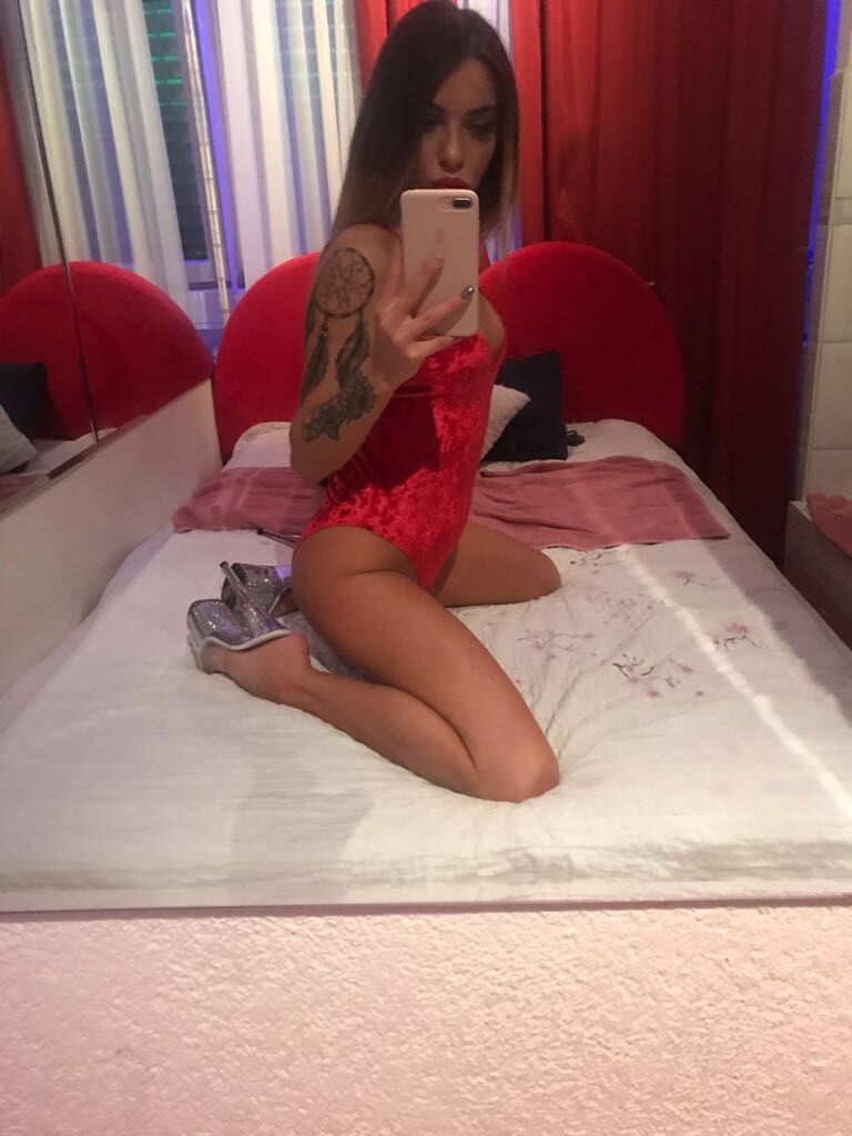 Lara in der Monaco Residenz