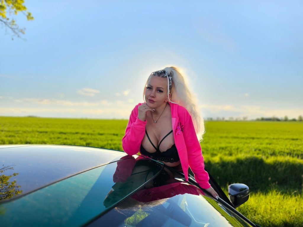 Jassy Fox in der Monaco Residenz