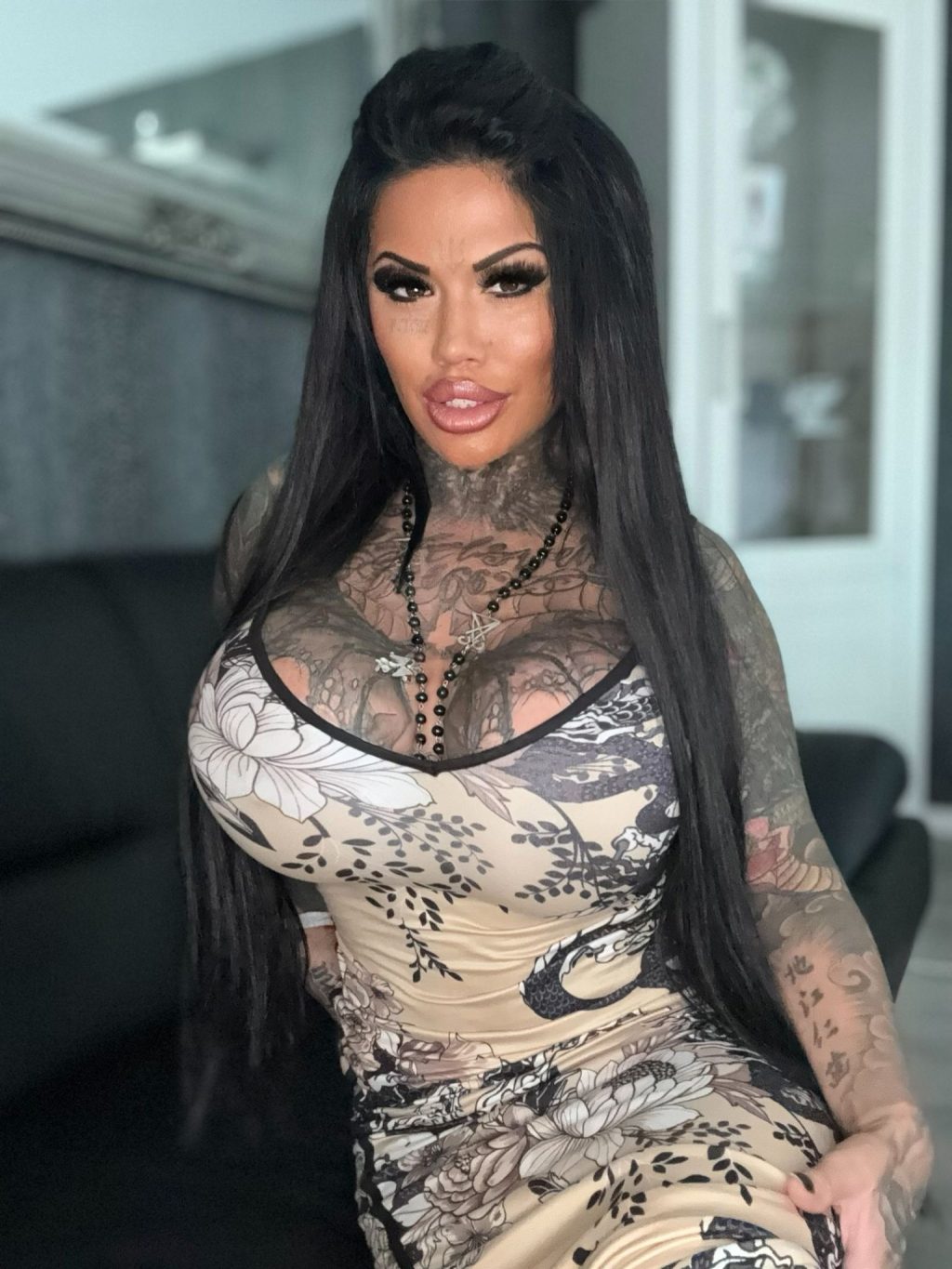 Lady Tyra in der Monaco Residenz