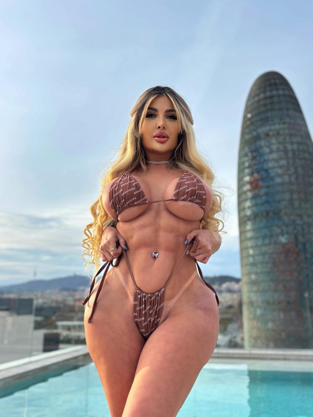 Niky Bimbodoll in der Monaco Residenz