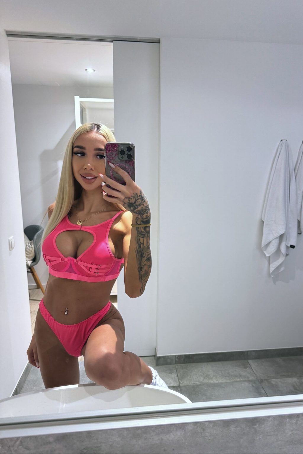 Andra in der Monaco Residenz