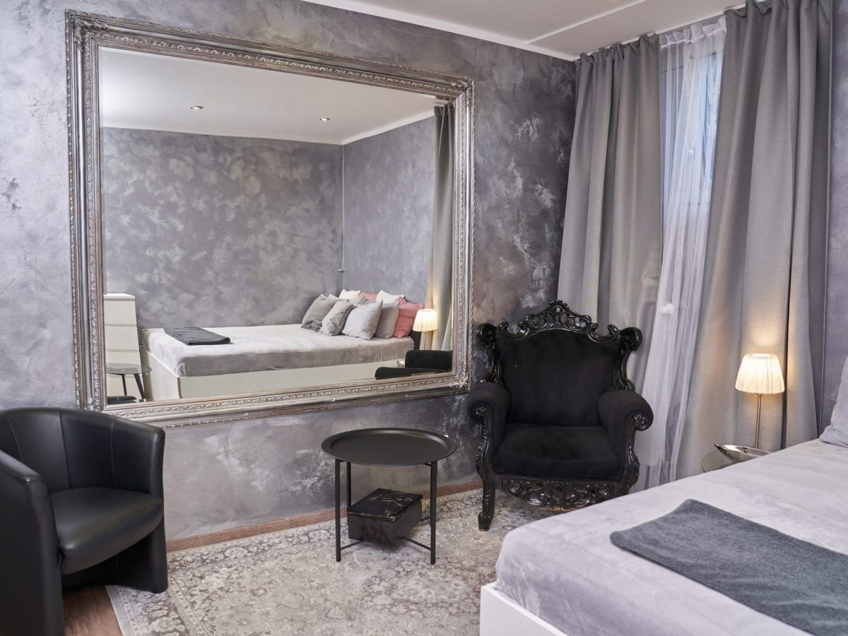 Imperial Suite – Zimmer der Monaco Residenz München