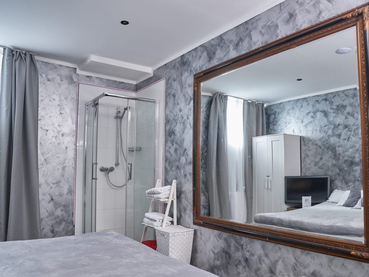 Kaiser Suite – Zimmer der Monaco Residenz München