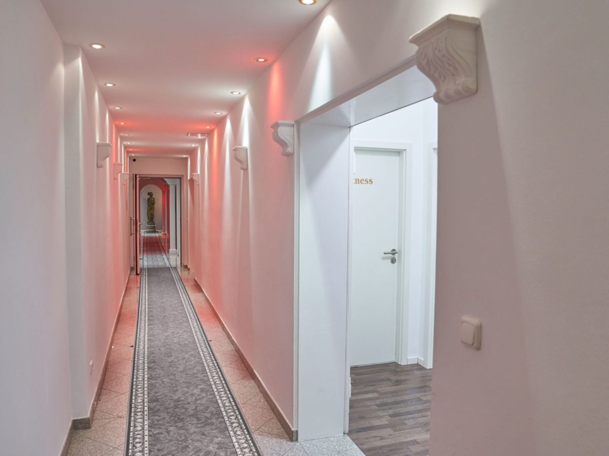 Eingangsbereich – Zimmer der Monaco Residenz München